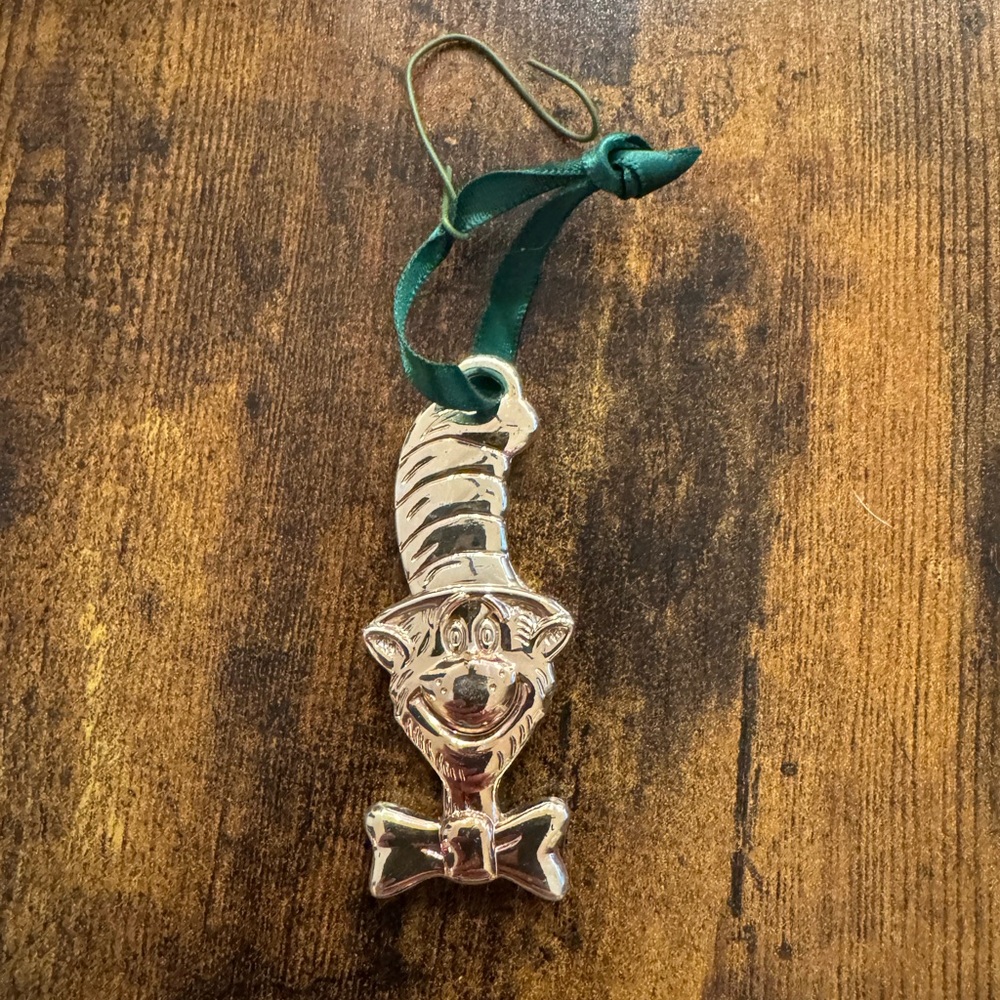 Official Movie Merchandise Dr. Seuss Cat In The Hat Silver Ornament 2004 vintage